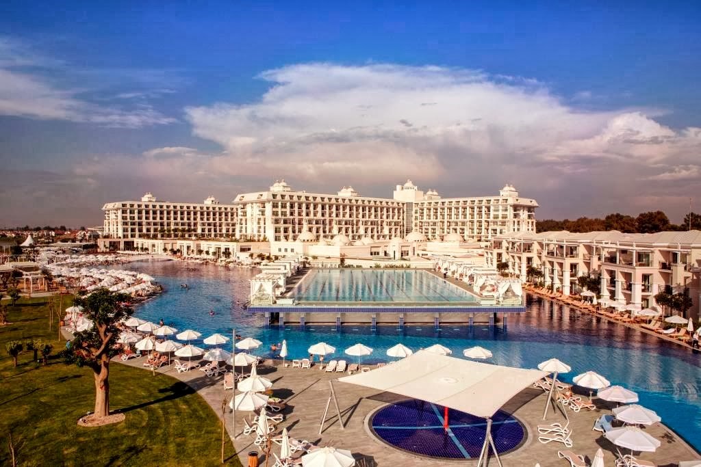 imagini hotel TITANIC BELEK